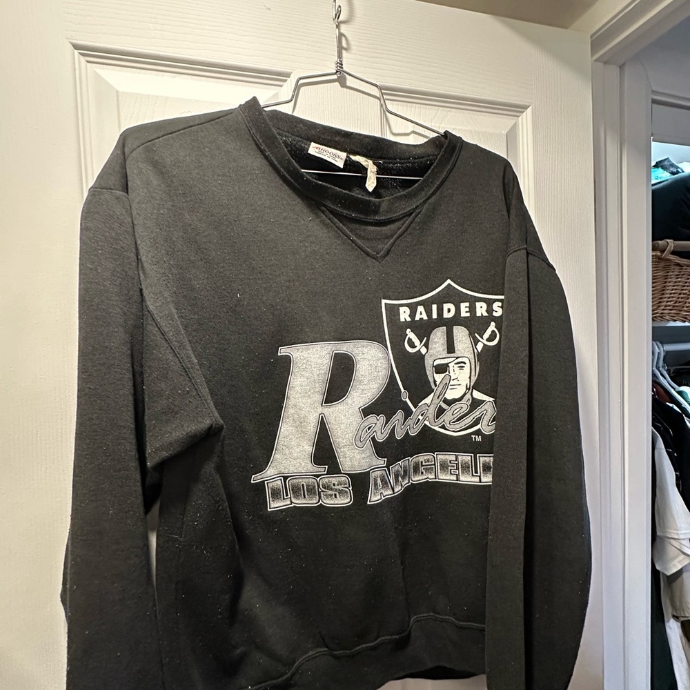 Vintage Raiders sweatshirt